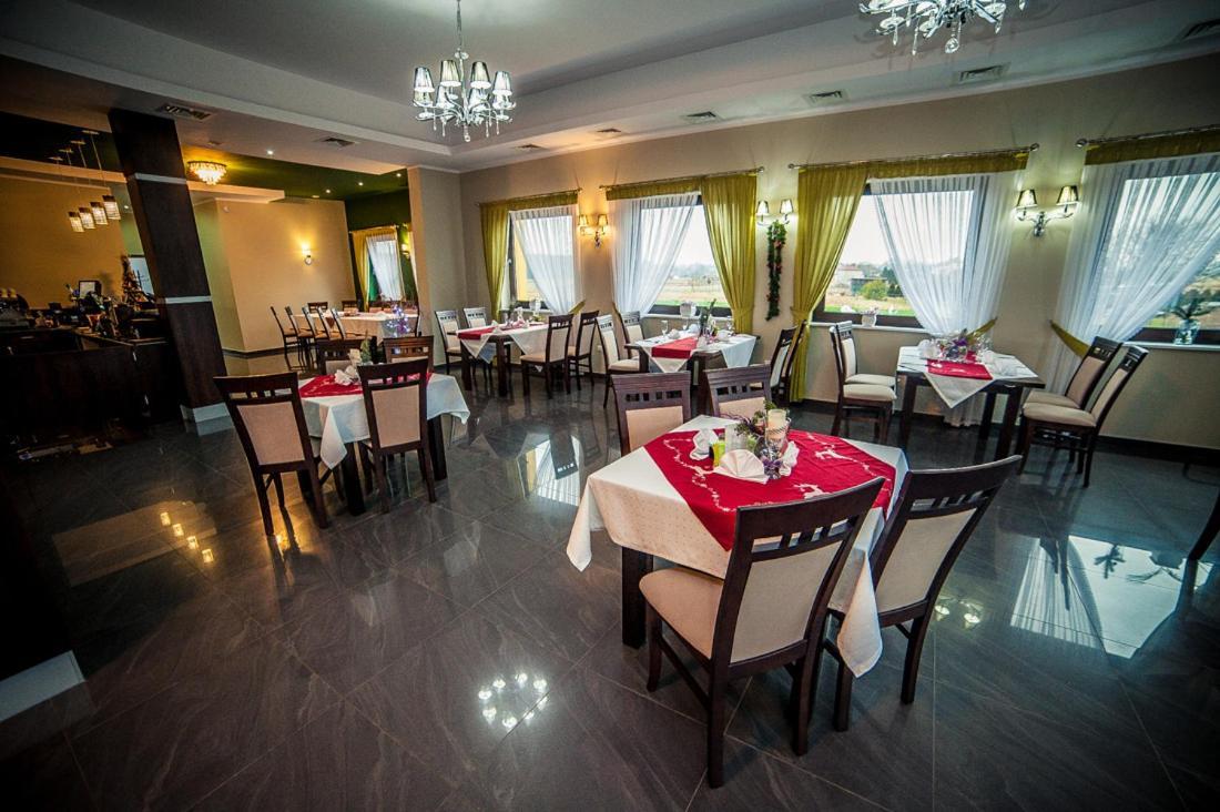 Hotel AB Tychy Buitenkant foto